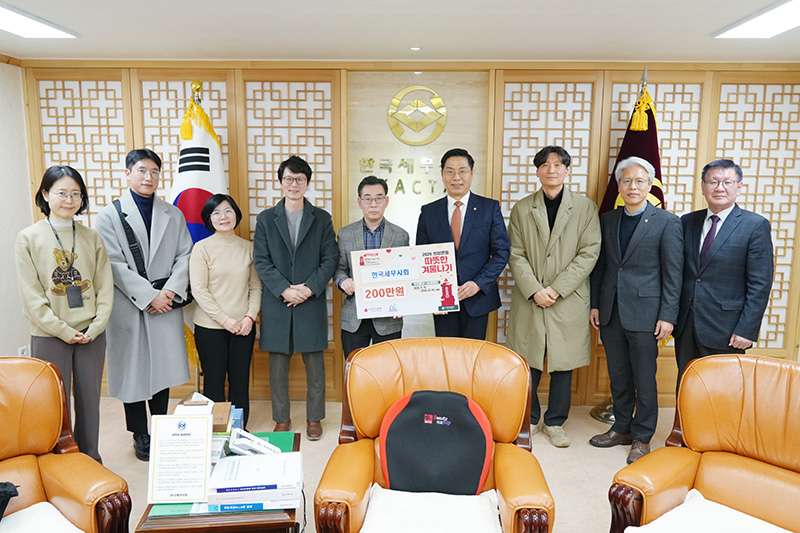 Ŭ���Ͻø� ����ũ���� �̹����� �������ϴ�